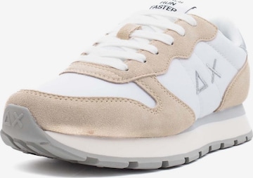 SUN68 Sneakers in Beige: front