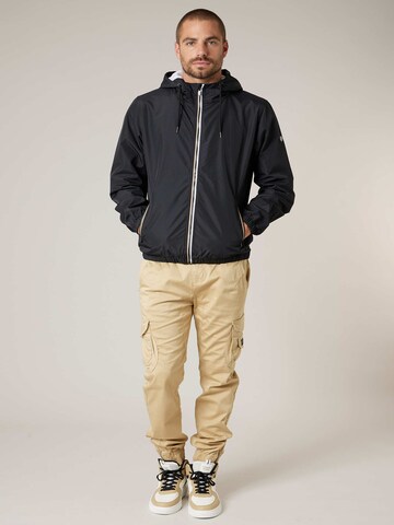 Veste mi-saison 'Vinny' Deeluxe en noir