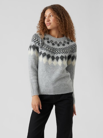 VERO MODA Pullover 'Filippa' i grå