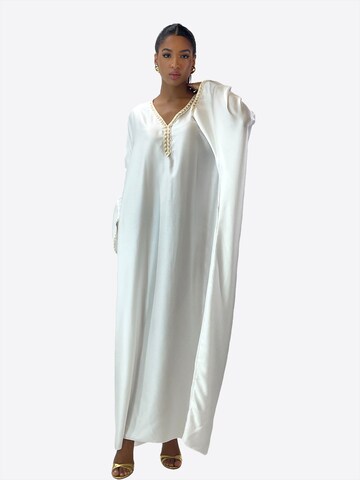 Elara Kleid in Weiß: Vorderseite