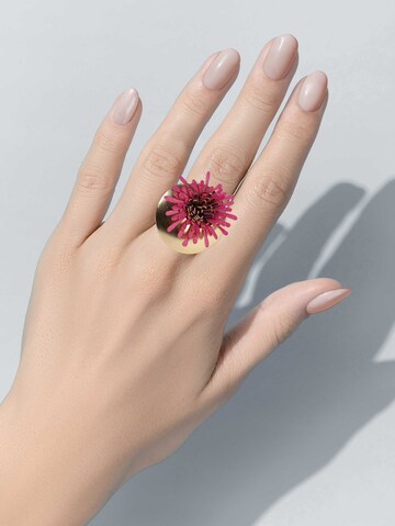 Gretchen Ring 'Pam Pem' in Pink: front