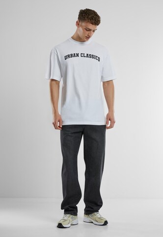 T-Shirt Urban Classics en blanc