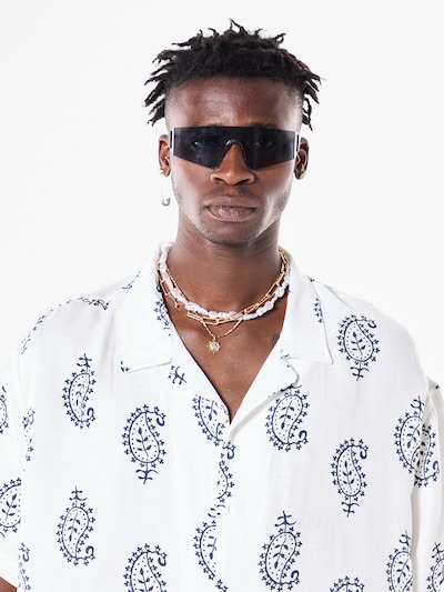 VAMOS CLO Button Up Shirt in Black / White, Item view