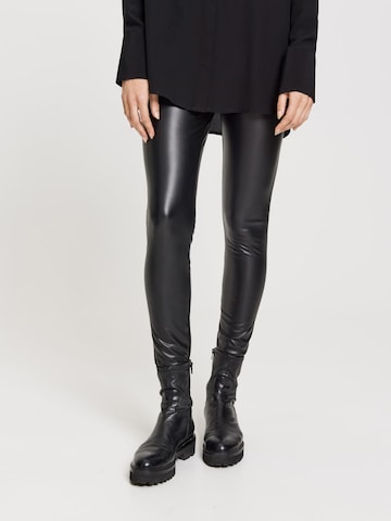OPUS Skinny Leggings 'Elyssa' i svart: framsida