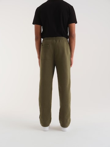 ABOUT YOU x Kevin Trapp Regular Pants 'Jonathan' in Green