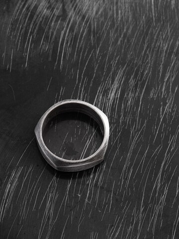 Anello 'BREVITY' di REYTEL in argento