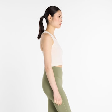 Haut de sport new balance en blanc