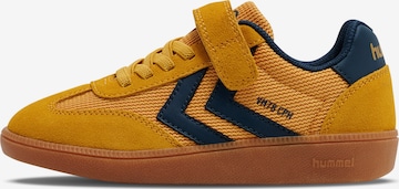 Baskets Hummel en jaune : devant