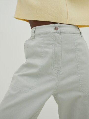 EDITED Regular Cargo Pants 'Kaia' in Grey