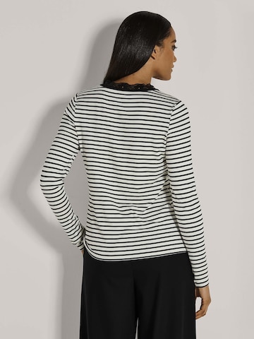 T-shirt MADELEINE en noir