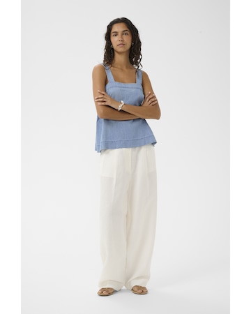 SOAKED IN LUXURY Top in Blauw