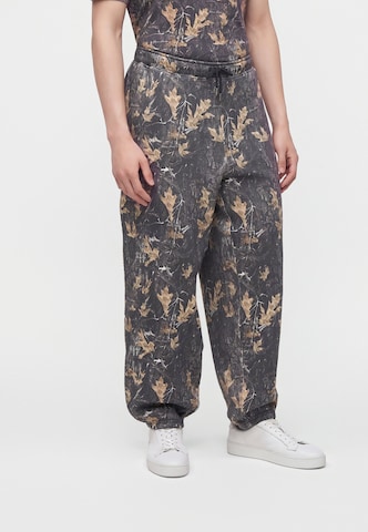 GUESS JEANS Voľný strih Nohavice - Zelená: predná strana