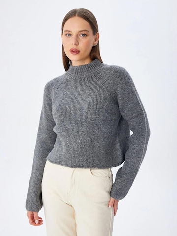 MixRay Pullover in Grau