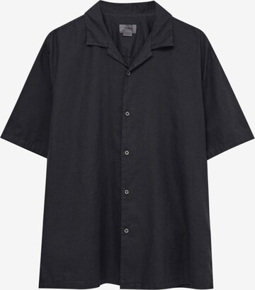 Pull&Bear Comfort fit Koszula w kolorze czarny: przód