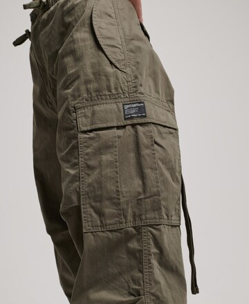 Superdry Loose fit Cargo Pants in Green