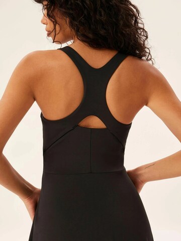 Girlfriend Collective Jurk 'Float' in Zwart