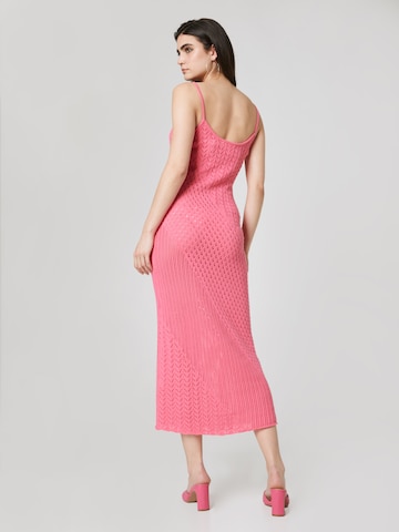 LENI KLUM x ABOUT YOU Knitted dress 'Simona' in Pink