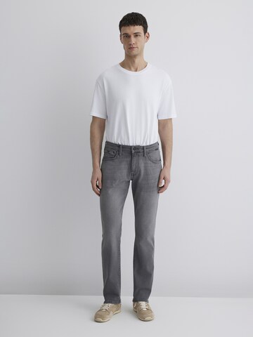 Mavi Regular Jeans 'Marcus' in Grau