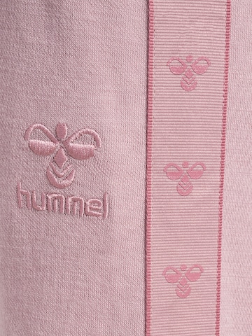 Effilé Pantalon de sport 'Wulba' Hummel en rose