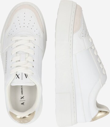 Baskets basses ARMANI EXCHANGE en blanc