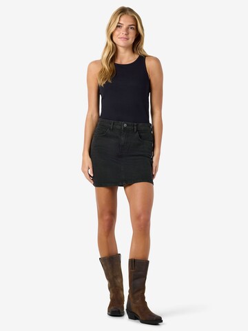 Noisy may Nederdel 'NMYolanda' i sort