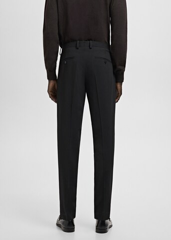 MANGO MAN Slim fit Pleated Pants 'Paris' in Black