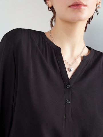 Bluză 'Elif' de la rosemunde pe negru