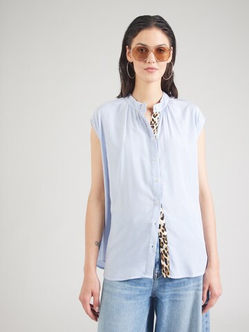 Emily Van Den Bergh Blouse in Blue: front