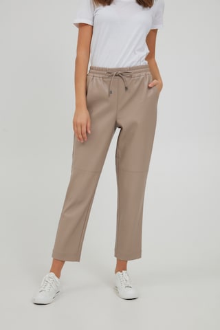 Oxmo Regular Jogger Pants 'PAULIA' in Beige