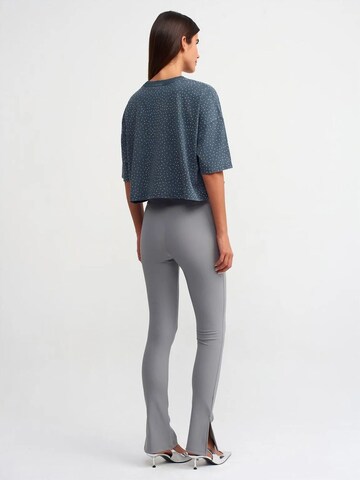 Dilvin Flared Leggings 'Gamaschen'‌‌‌‌‌ in Grau