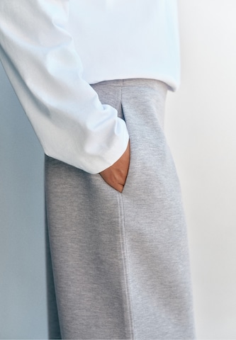 Barrel Pantaloni di Pull&Bear in grigio
