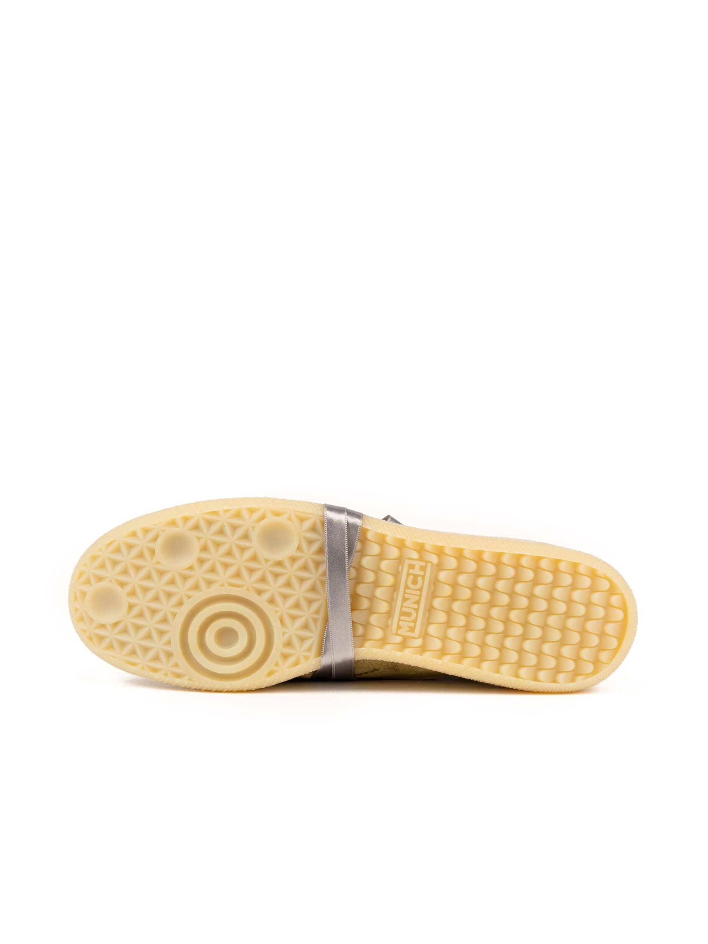 Sneaker low 'Mundial Strada' de la MUNICH pe galben