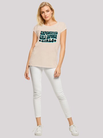 T-shirt 'Internationaler Frauentag Empowered Girls Power' F4NT4STIC en beige