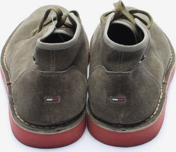TOMMY HILFIGER Flats & Loafers in 43 in Grey