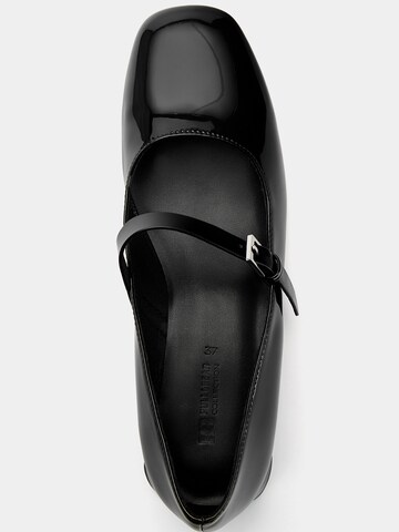 Escarpins à bride arrière Pull&Bear en noir