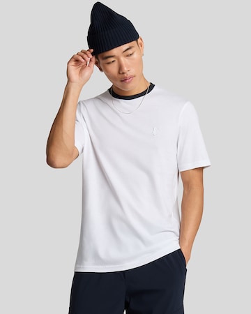 T-Shirt Lyle & Scott en blanc : devant