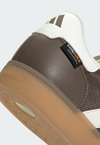 Scarpa sportiva 'Training Spezial' di ADIDAS PERFORMANCE in marrone