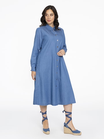 Yoek Shirt Dress in Blue