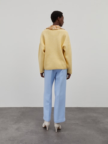 Pullover 'Kaliyah' di EDITED in giallo