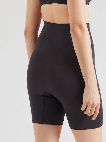 TRIUMPH - Pantalón moldeador ' Triumph Soft Sculpt Panty ' en negro