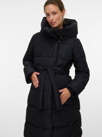 Cappotto invernale di Vero Moda Maternity in nero: frontale