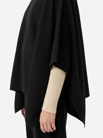 GOBI Cashmere - Jersey 'Women's Boat-Neck Cashmere Poncho' en negro