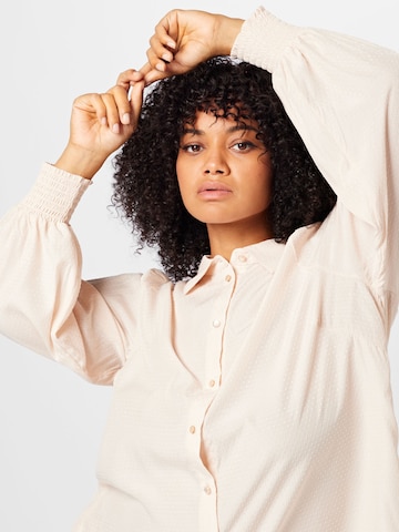 KAFFE CURVE Bluse 'Catja' i beige