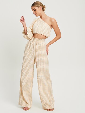 The Fated Wide leg Trousers in Beige