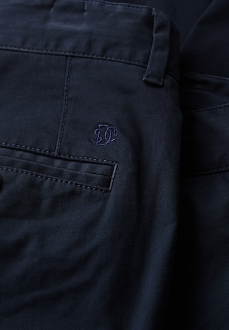 Regular Pantalon chino Superdry en marron