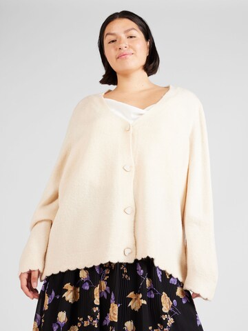 Cardigan 'Rositta' ONLY Carmakoma en beige : devant