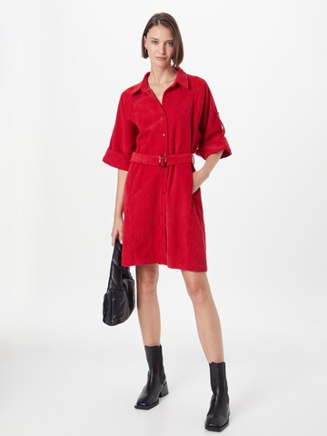Molly BRACKEN - Vestido camisero en rojo