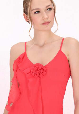 myMo at night - Vestido de gala 'Spring Summer' en rojo