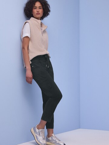 Effilé Pantalon cargo 'Bonny' STREET ONE en noir