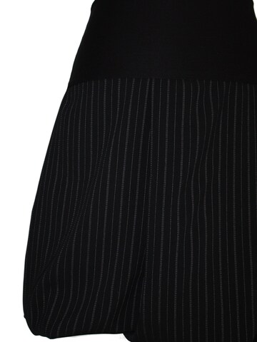 dunkle design Skirt in Black